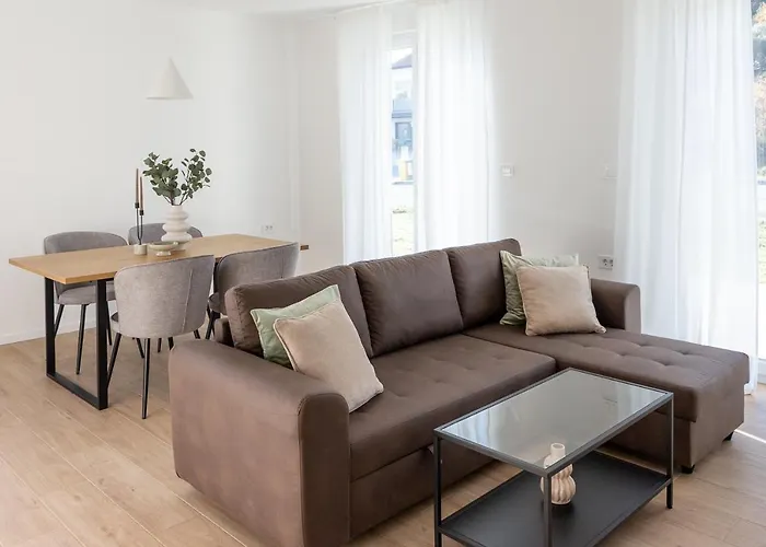 Hisa Bianca Κόπερ